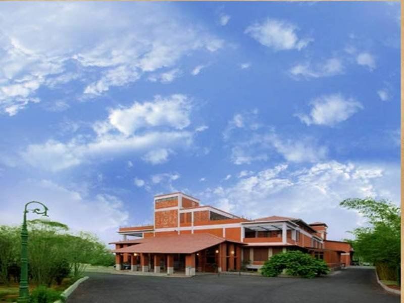 Olde Bangalore Resort And Convention Center Devanahalli Экстерьер фото